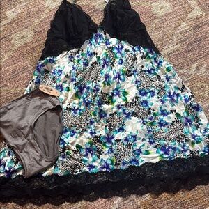Victoria secert silk Floral leopard Lace Trim Chemise and Panty Set size L